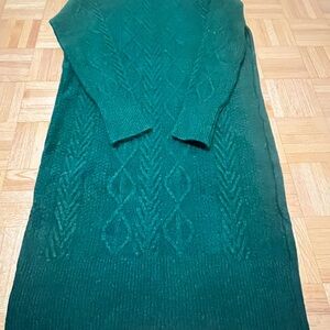 Elegant Green Knit Dress